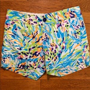 Lilly Pulitzer Callahan shorts. Size 00.